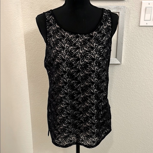 Ann Taylor Petite Sleeveless Embroidered Lace Lined Black Tank Top Blouse Med - Picture 1 of 7